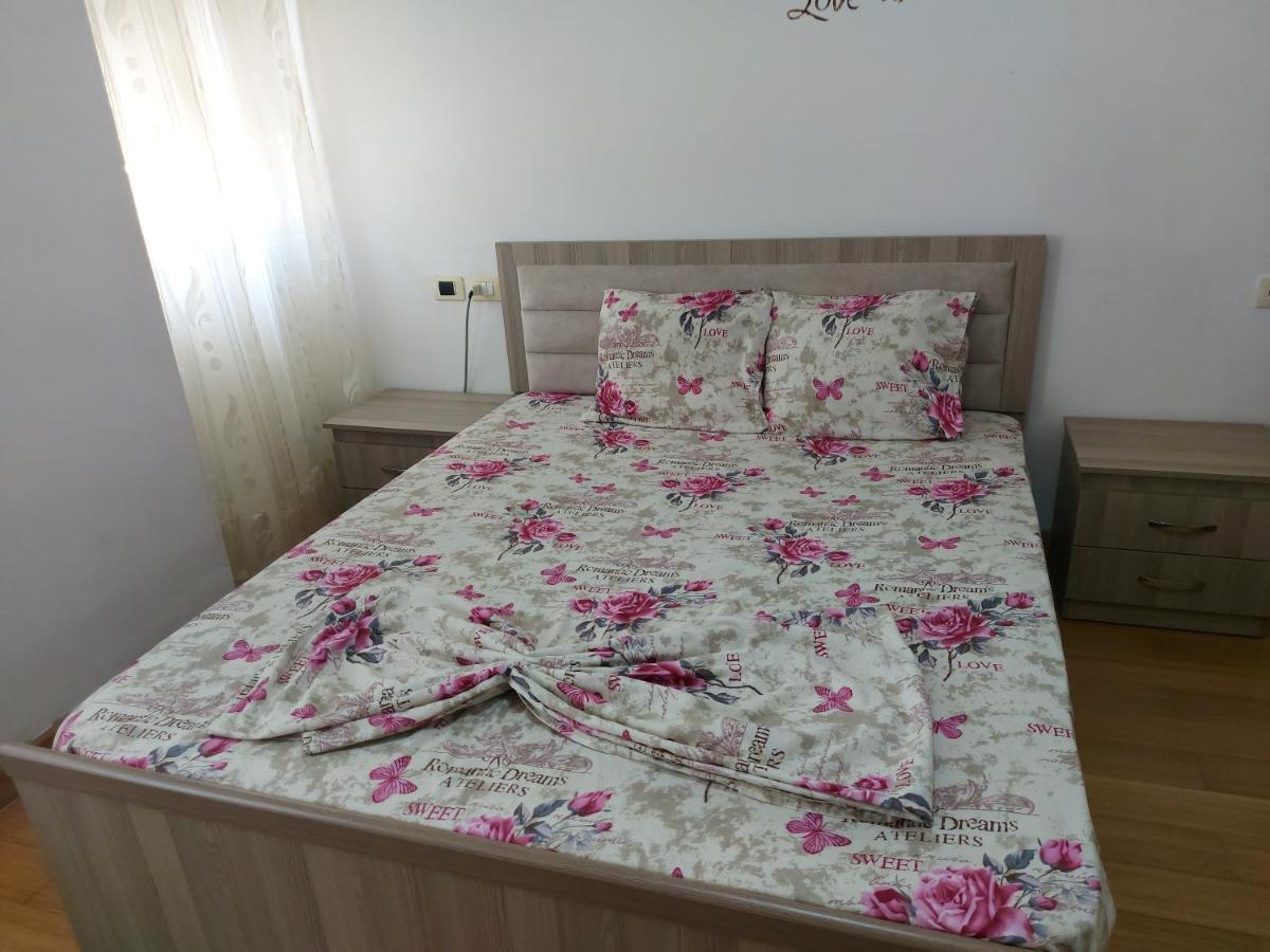 Nm - Apartment 2 Дуррес Экстерьер фото